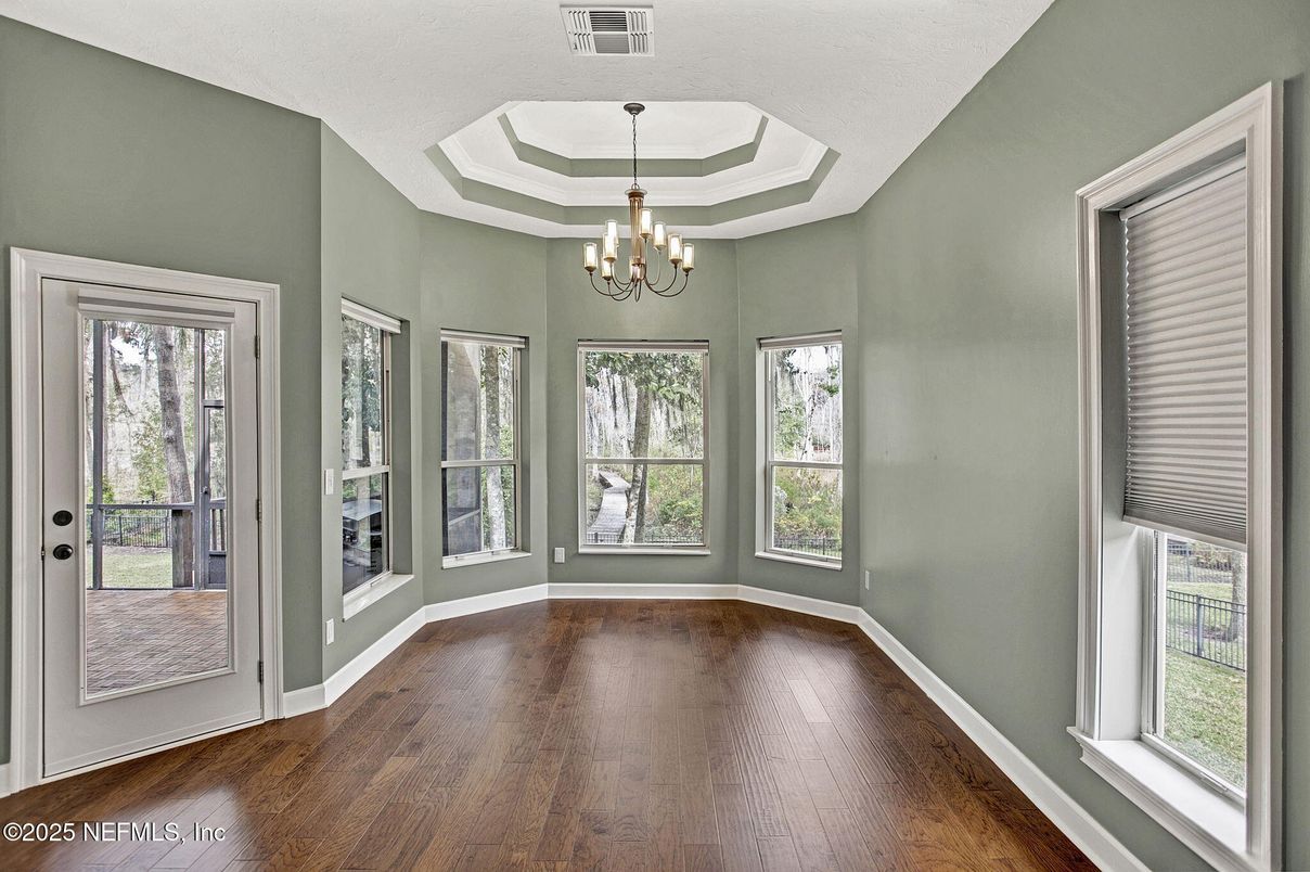 Chandelier, Empty room, Interior, Wood Texture Flooring