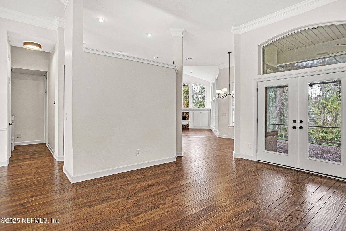 Empty room, Interior, Pendant Lights, Recessed Lighting, Wood Texture Flooring