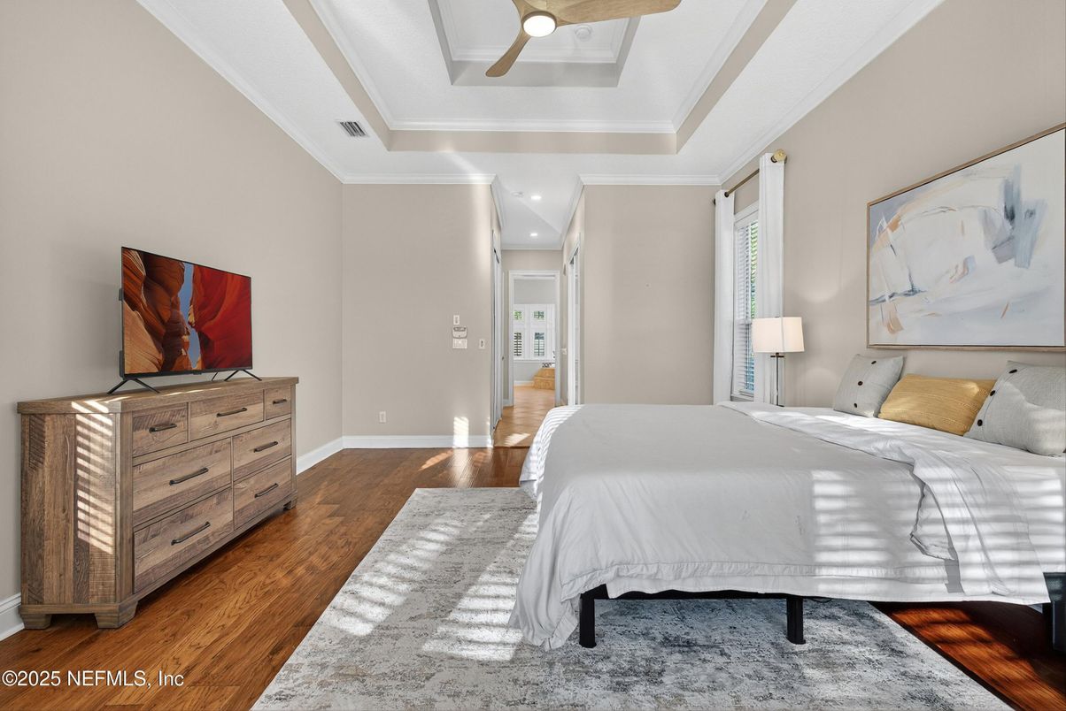 Bedroom, Interior, Recessed Lighting, Wood Texture Flooring