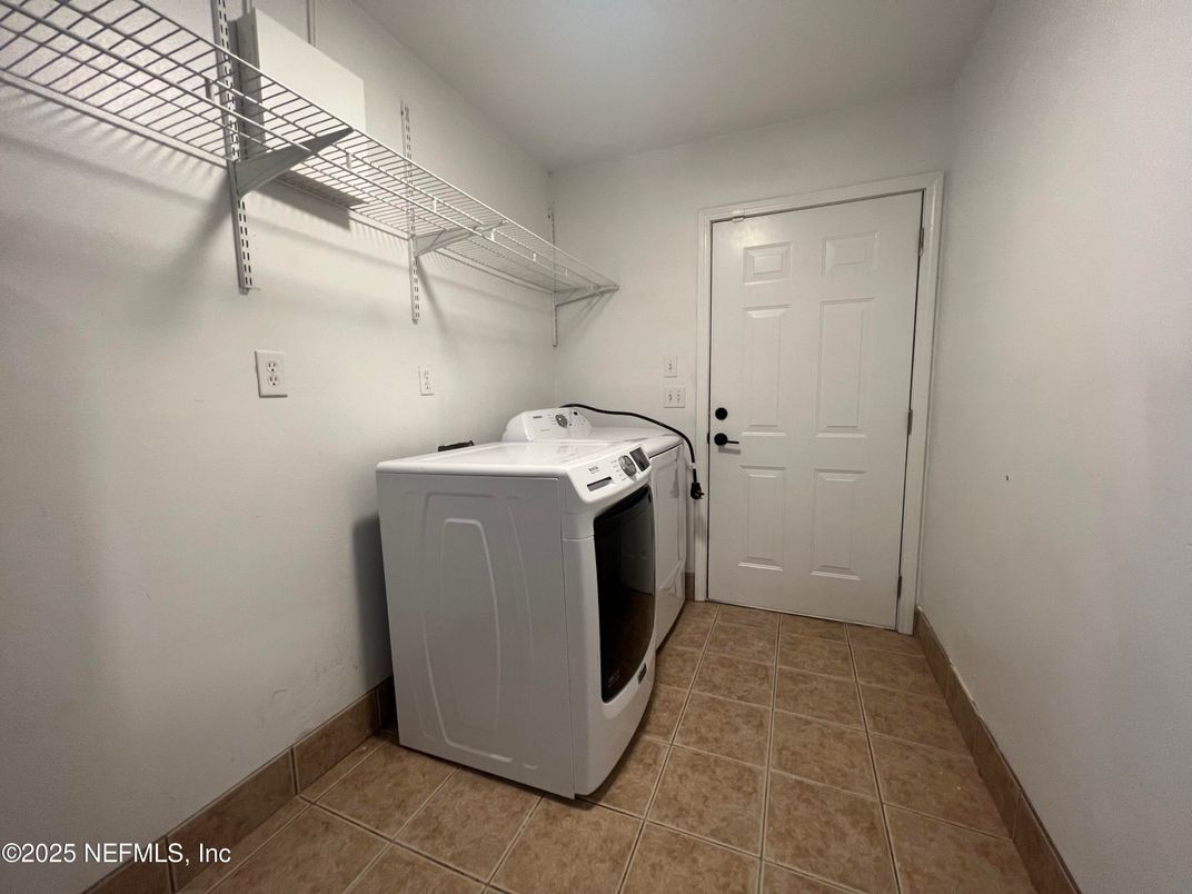 Interior, Washer