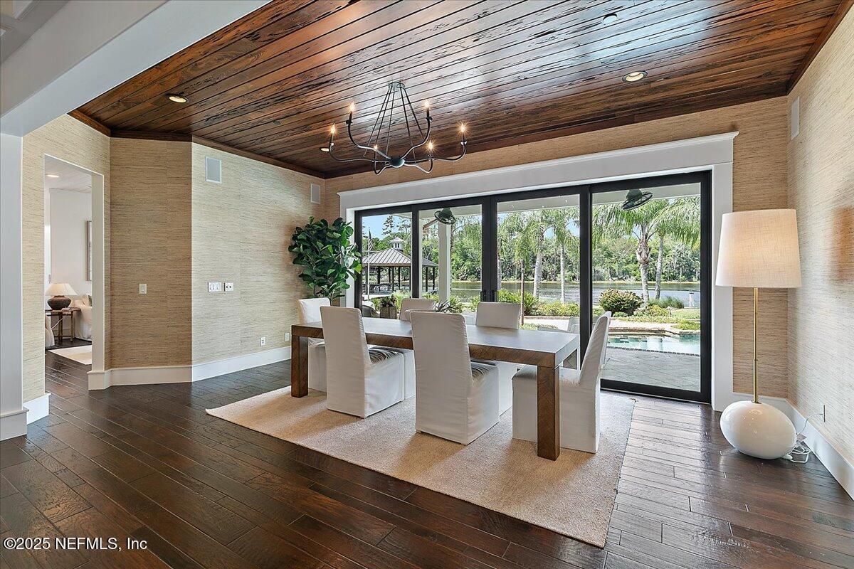 Dining room, Interior, Recessed Lighting, Wooden Ceilings, Wood Texture Flooring
