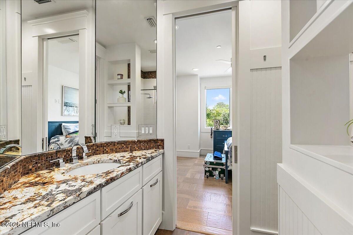 Bathroom, Interior, Recessed Lighting, Wood Texture Flooring