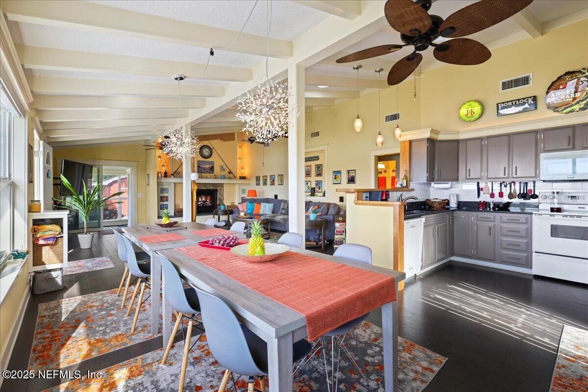 Chandelier, Dining room, Interior, Kitchen, Pendant Lights, Wood Texture Flooring