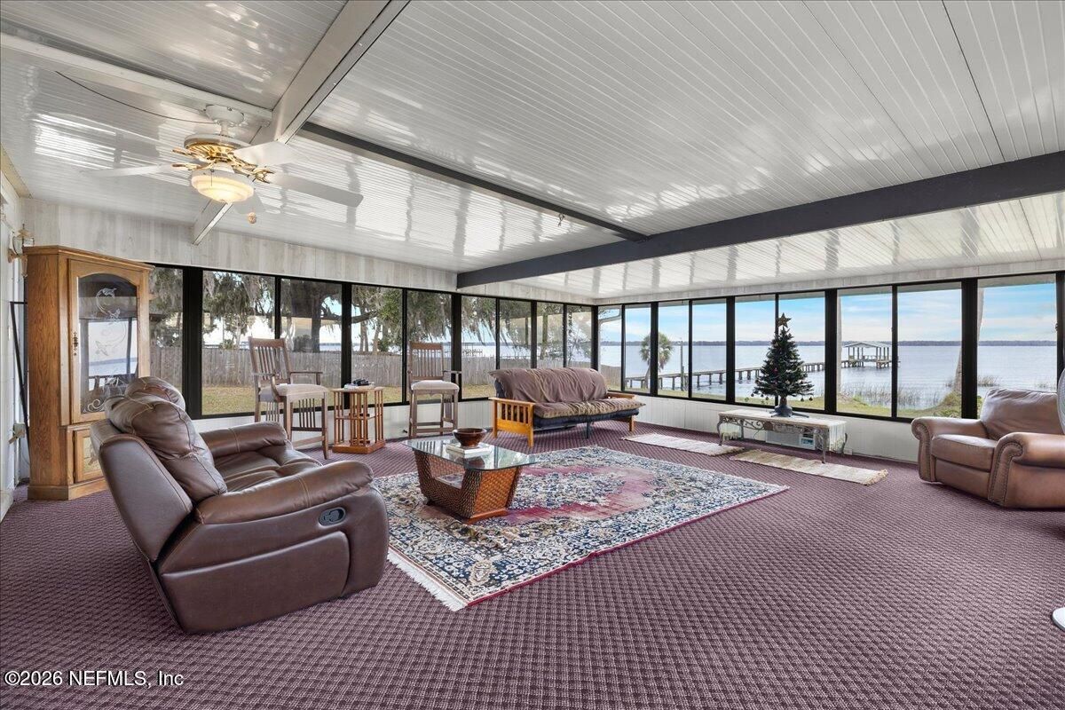 Interior, Living room, Sun Room, Water