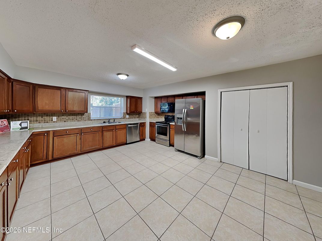 Interior, Kitchen, Stainless Steel Appliances