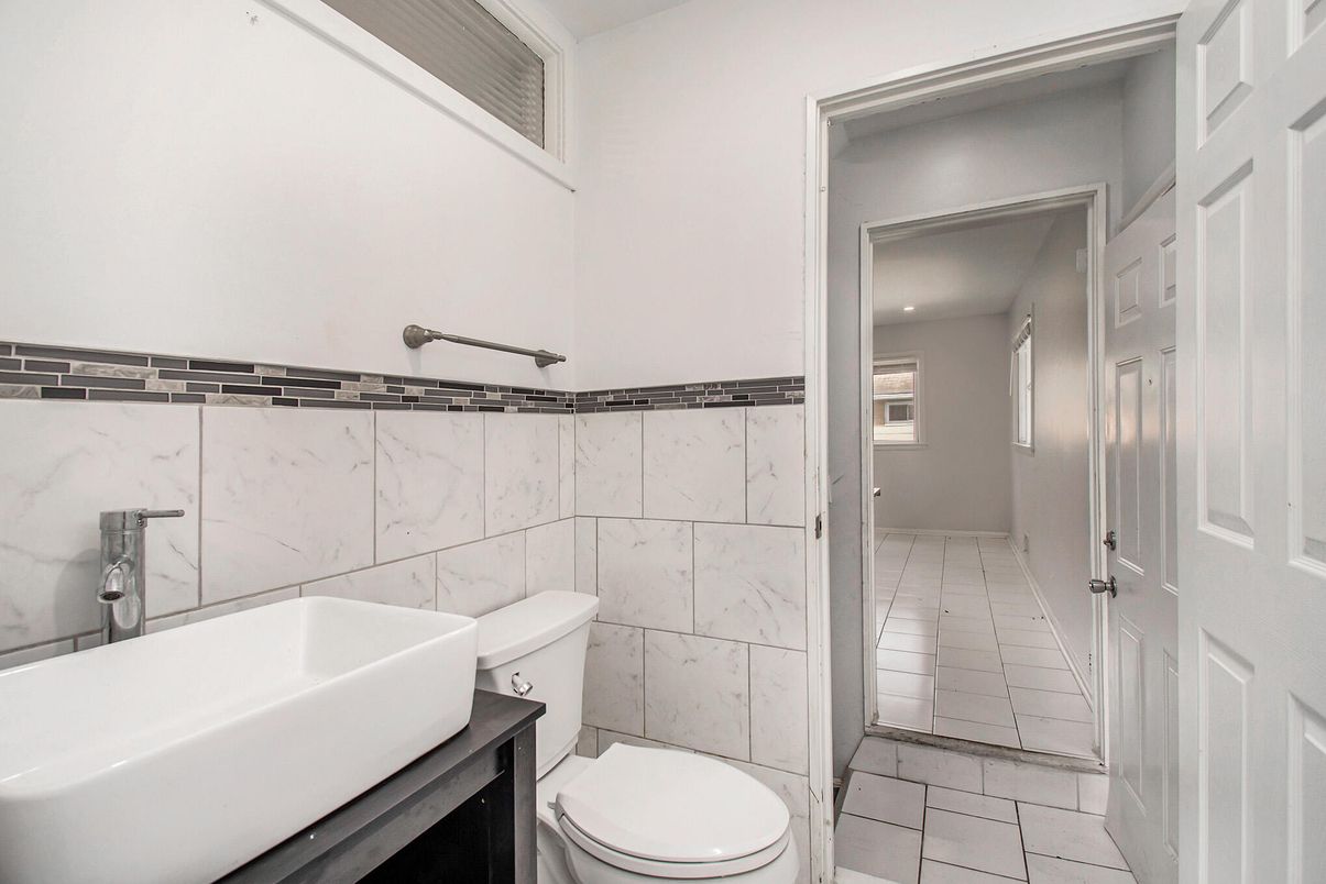 Bathroom, Interior, Marble Walls
