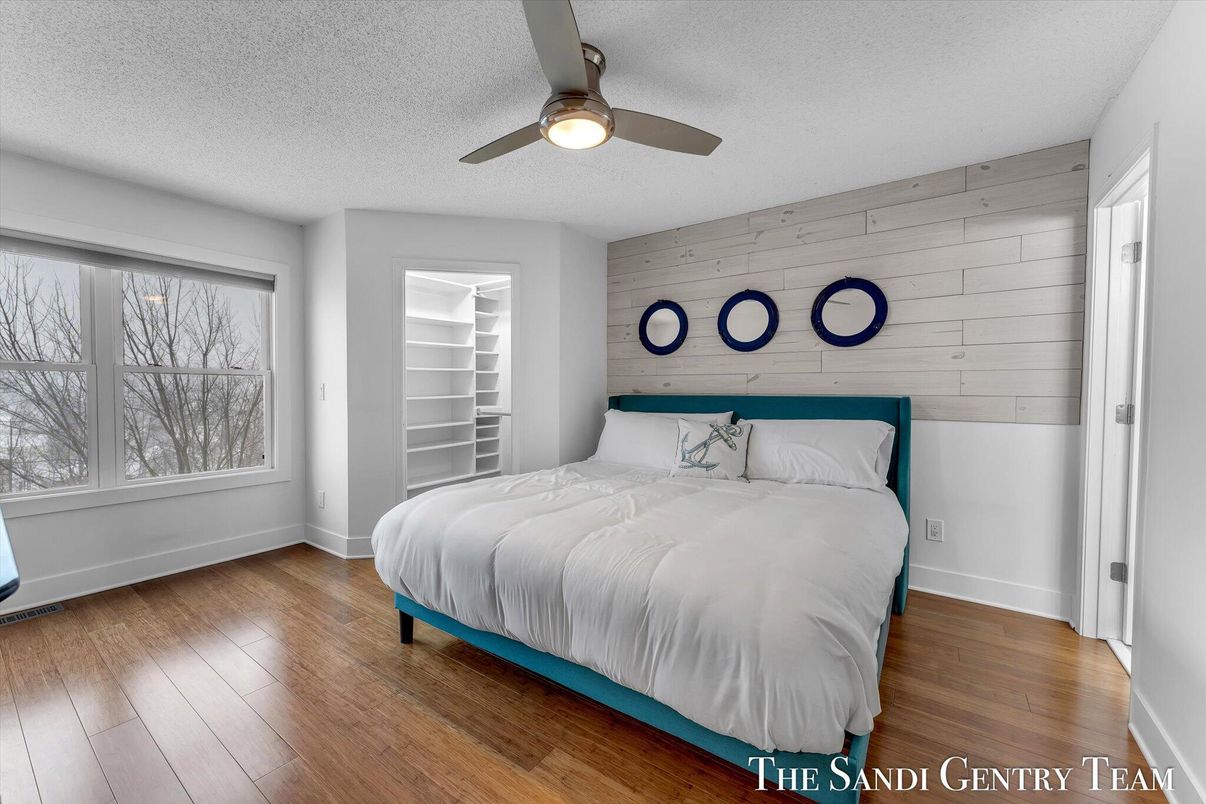 Bedroom, Interior, Wood Texture Flooring, Wooden Walls