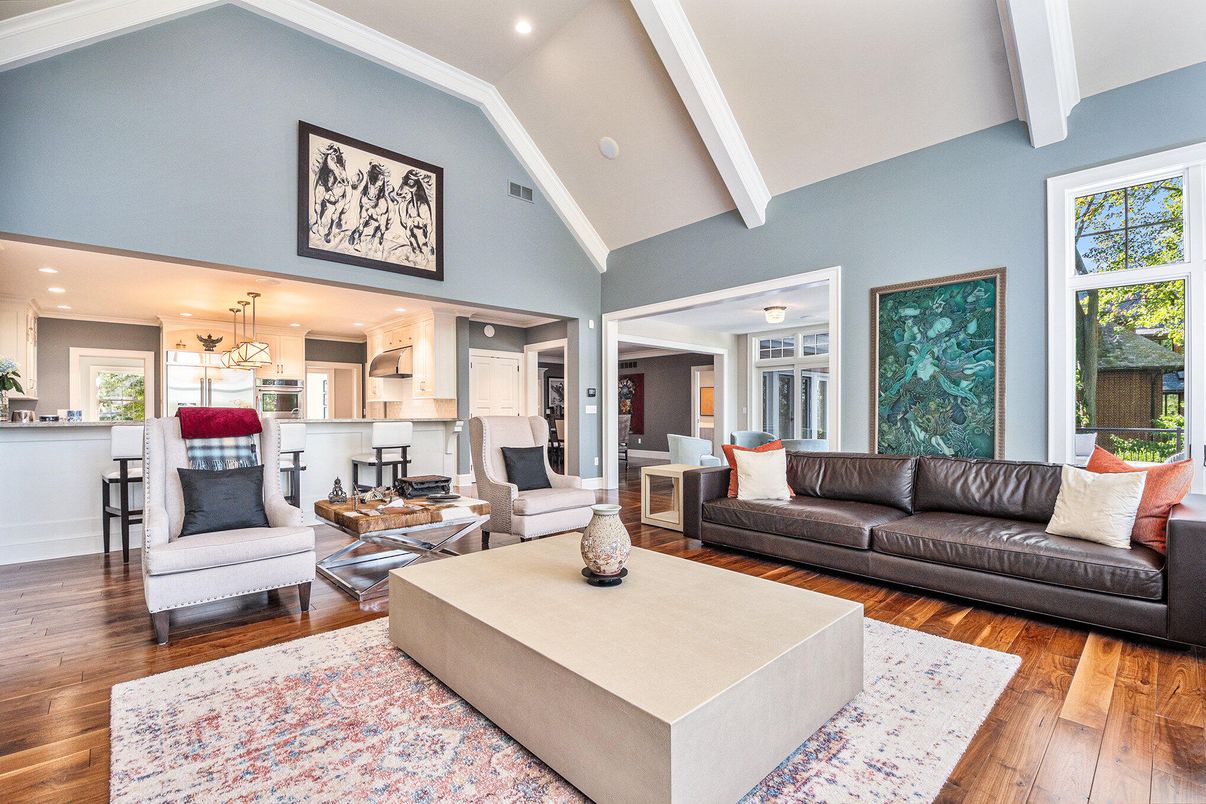 Interior, Kitchen, Living room, Pendant Lights, Recessed Lighting, Wood Texture Flooring