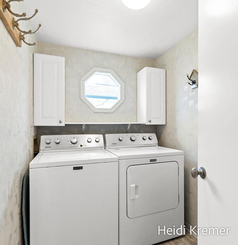 Interior, Utility Closets, Washer