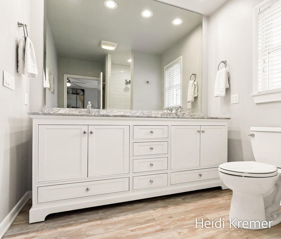 Bathroom, Interior, Recessed Lighting, Wood Texture Flooring