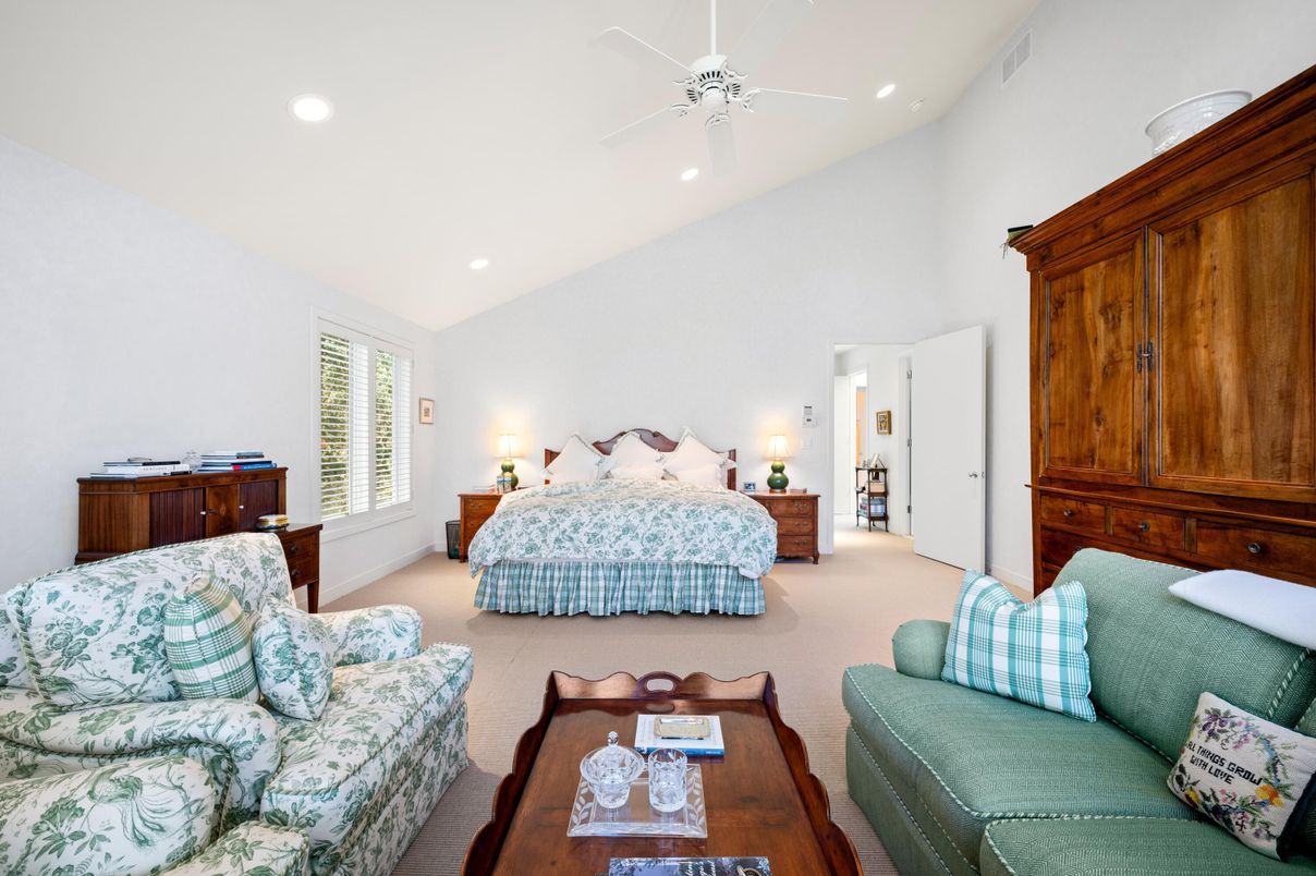 Bedroom, Interior, Living room, Recessed Lighting