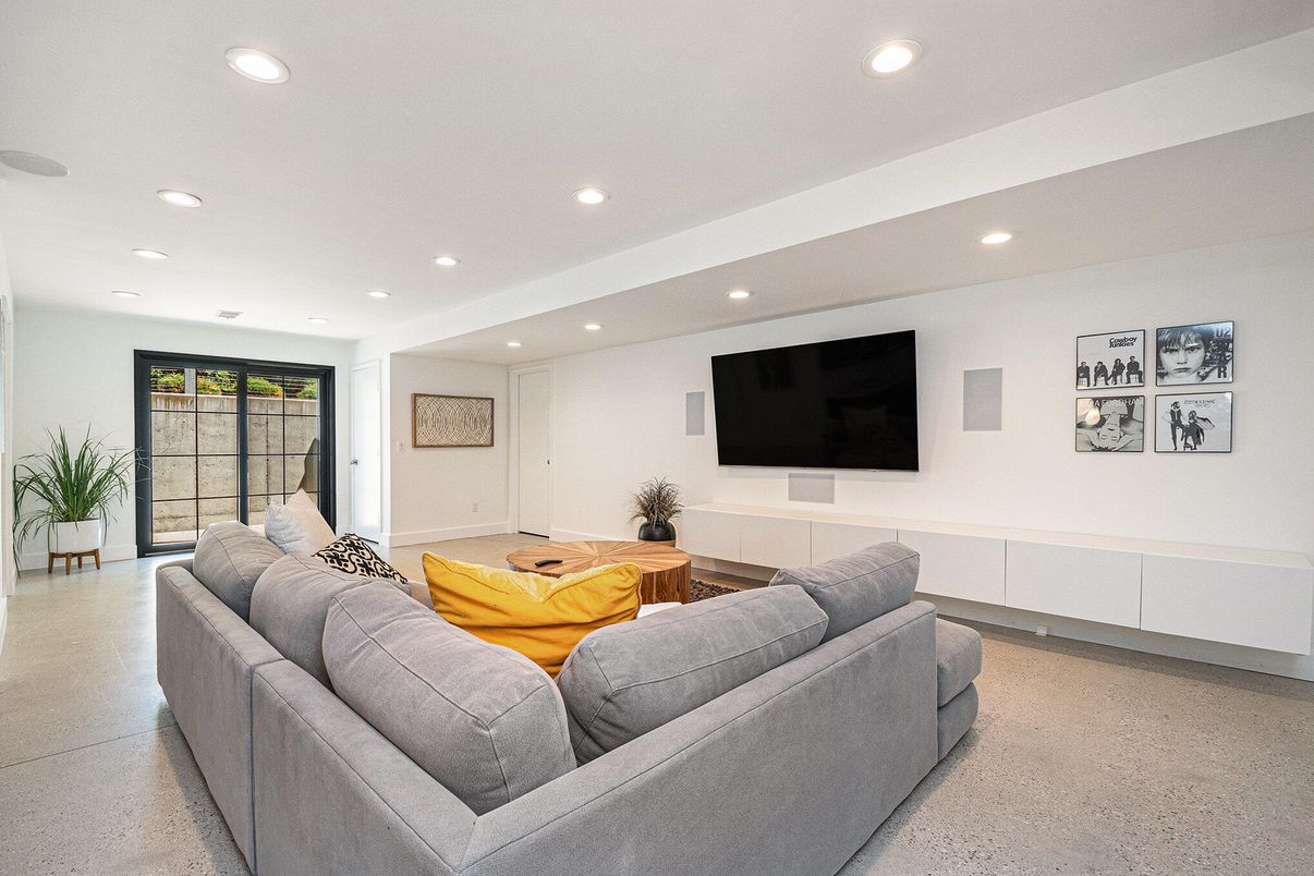 Interior, Living room, Recessed Lighting