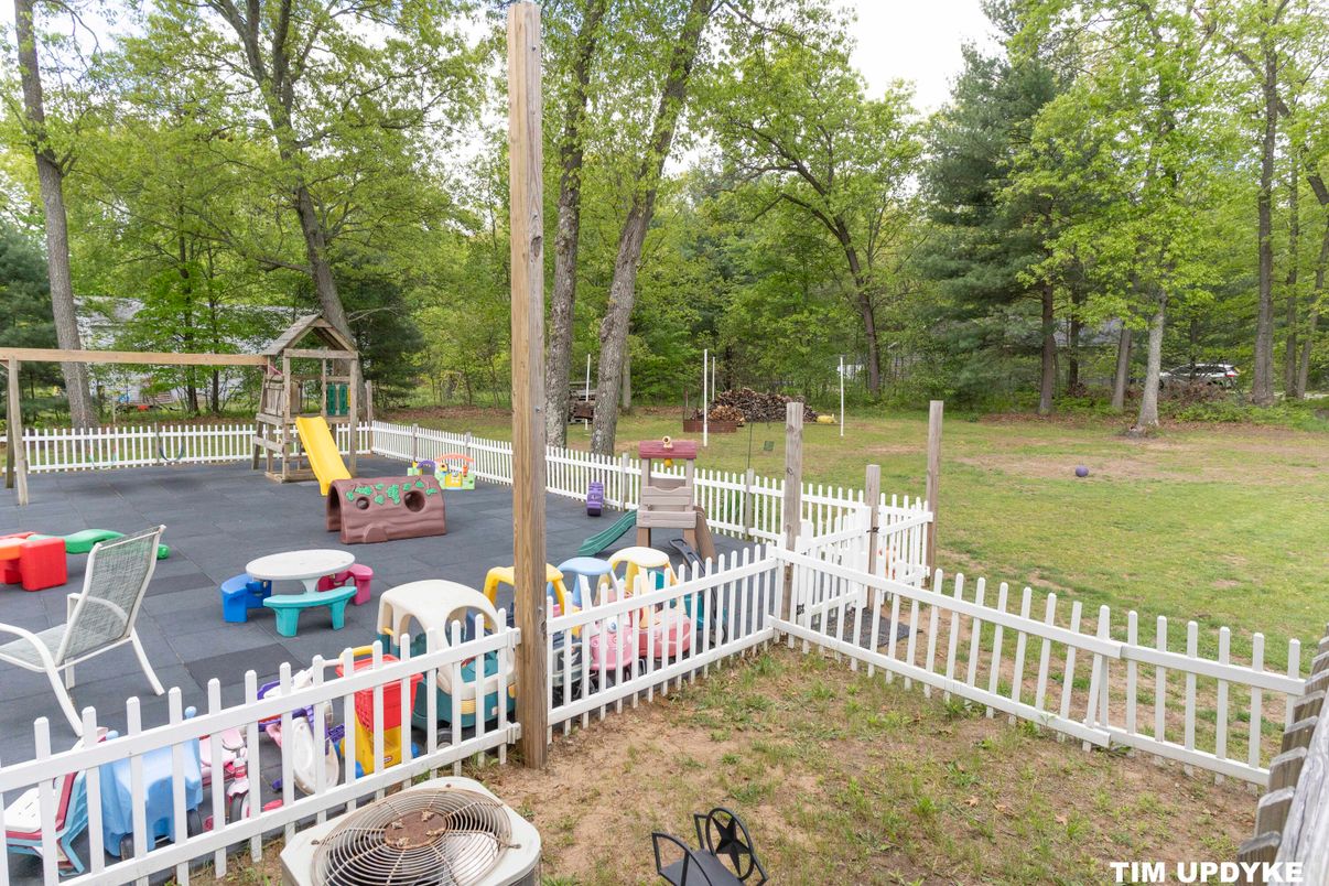 Backyard, Exterior, Playground