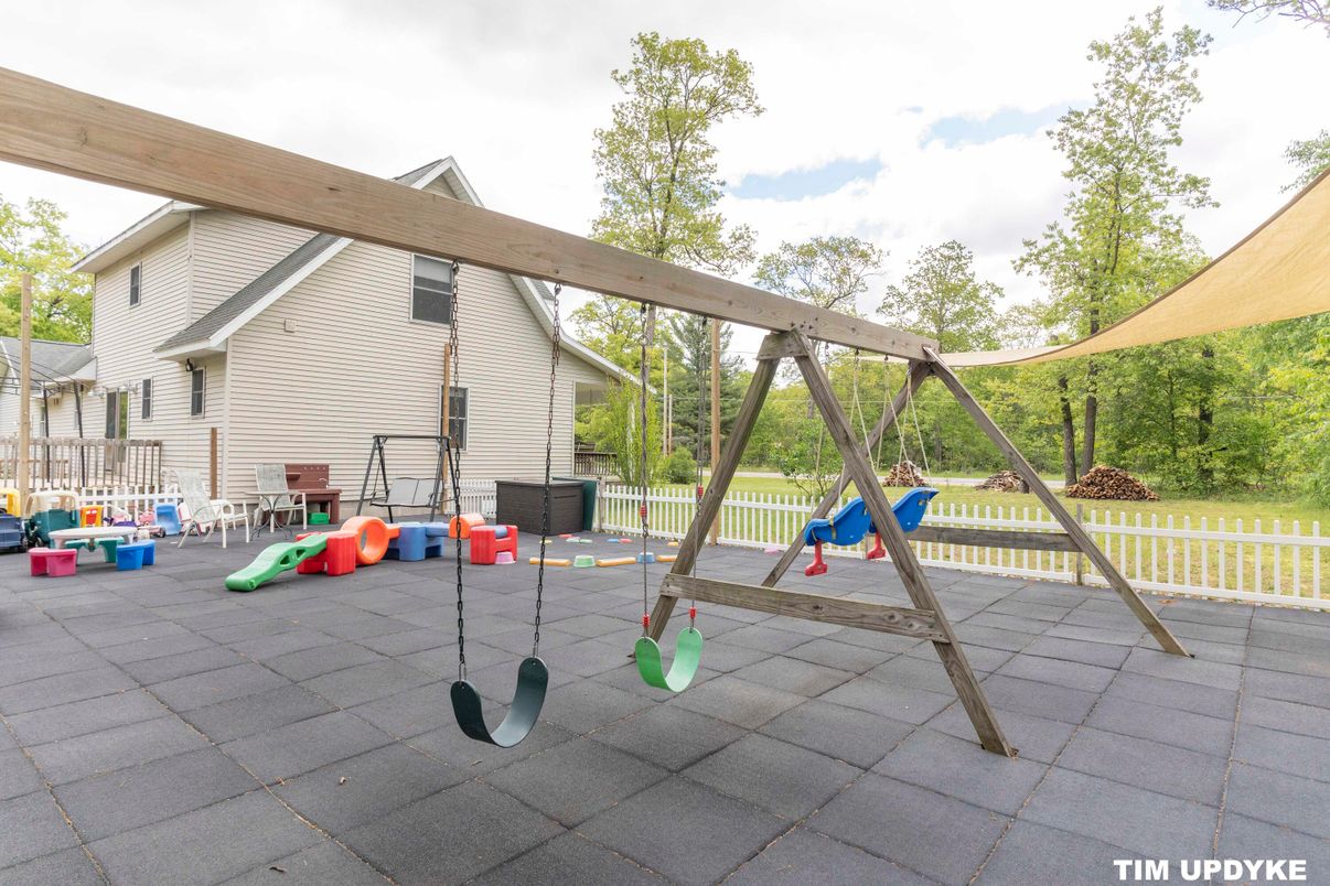 Backyard, Exterior, Playground
