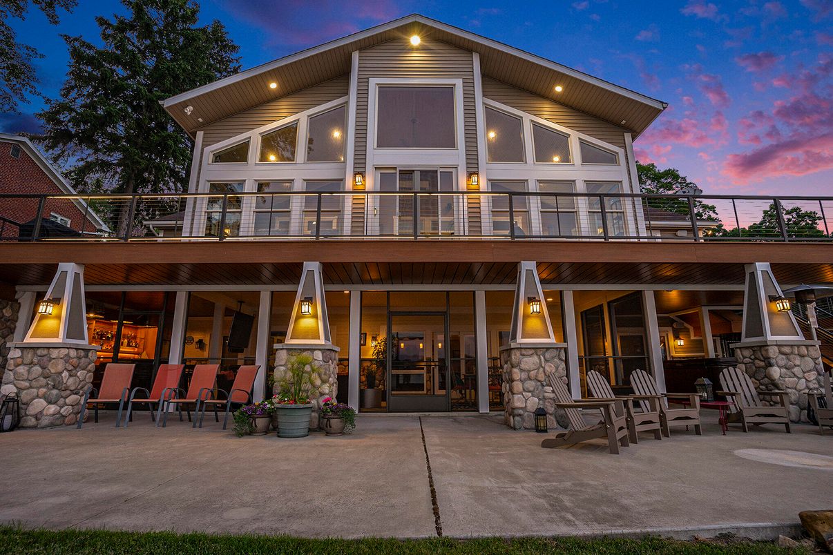 Exterior, Facade, American Craftsman