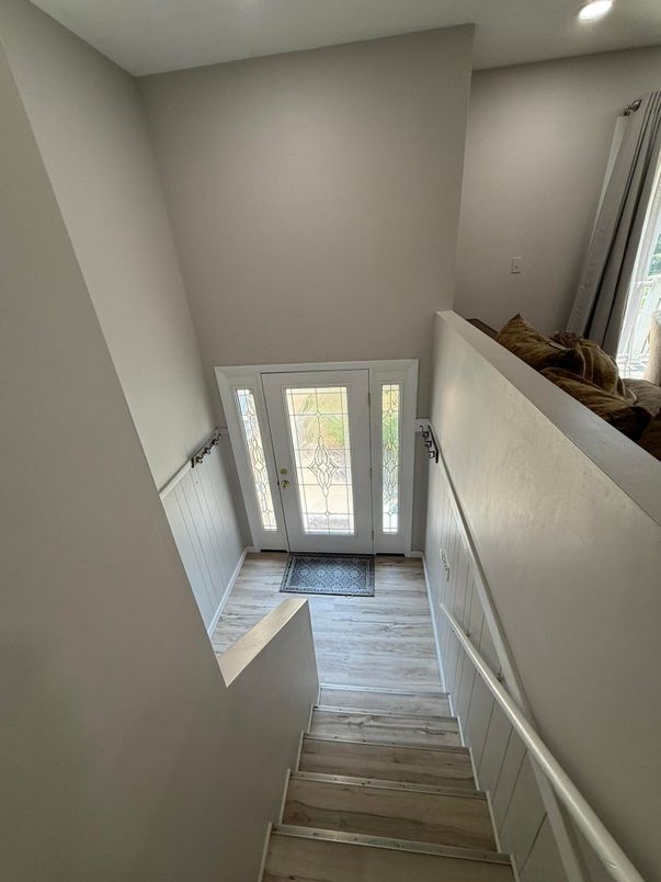 Interior, Recessed Lighting, Wood Texture Flooring