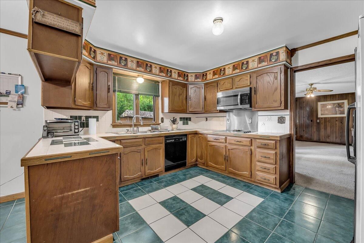 Interior, Kitchen