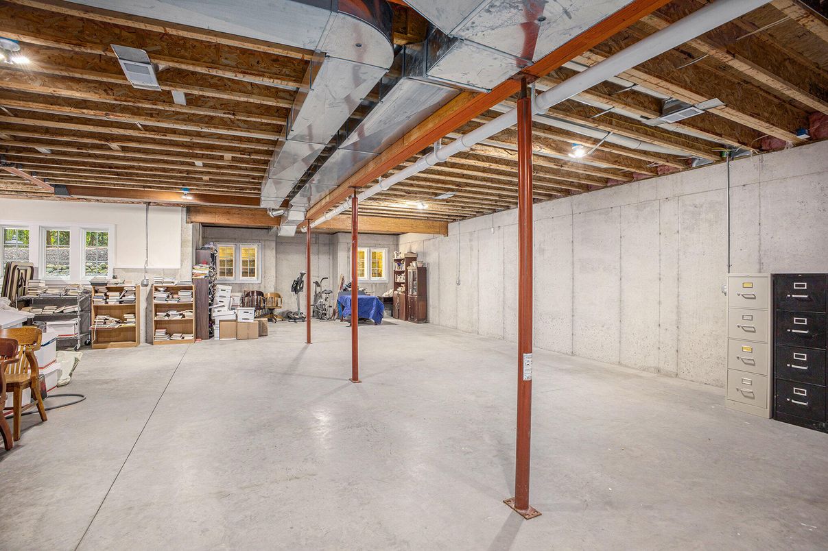 Interior, Wooden Beams