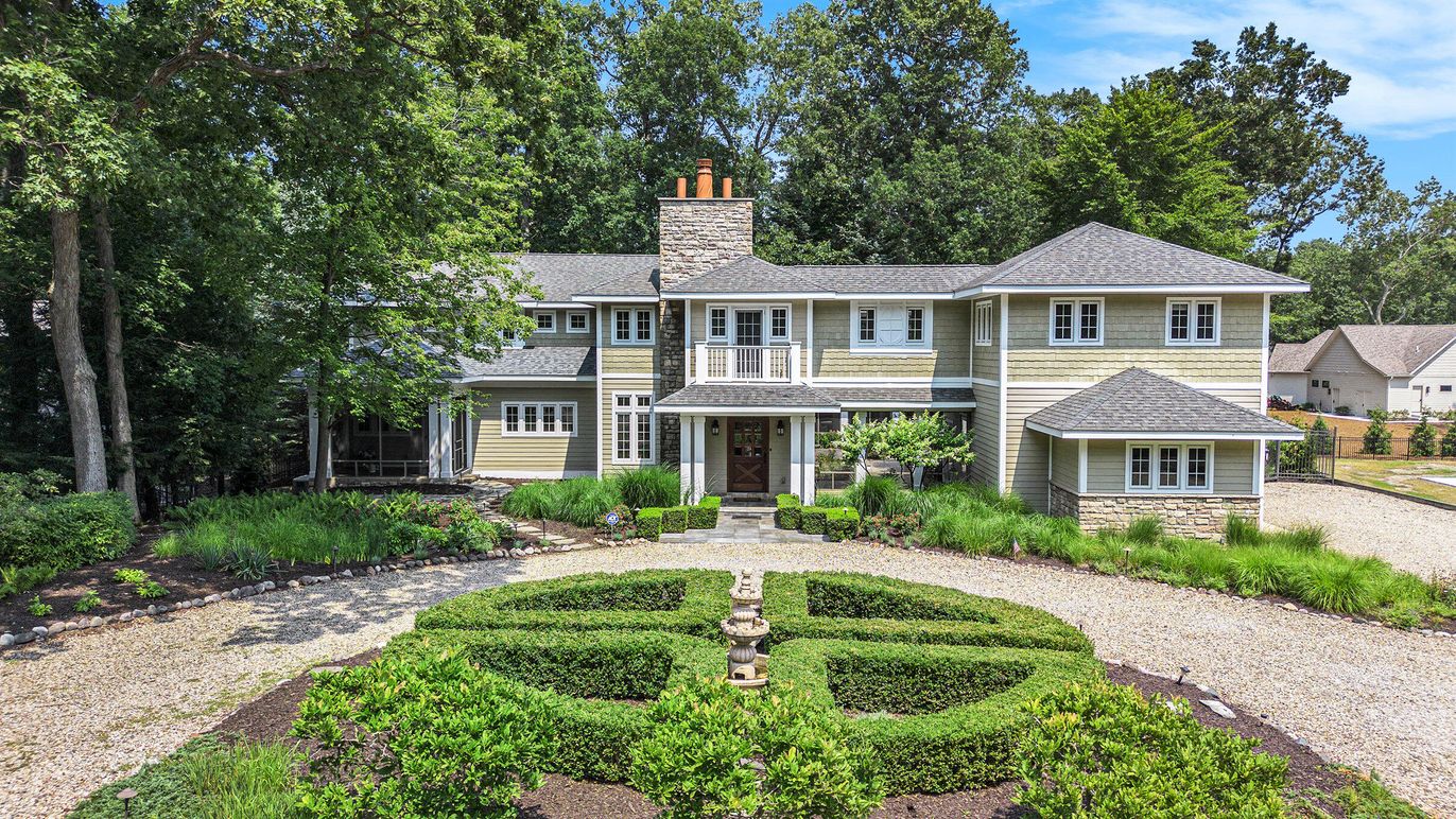 Backyard, Exterior, Facade, Georgian