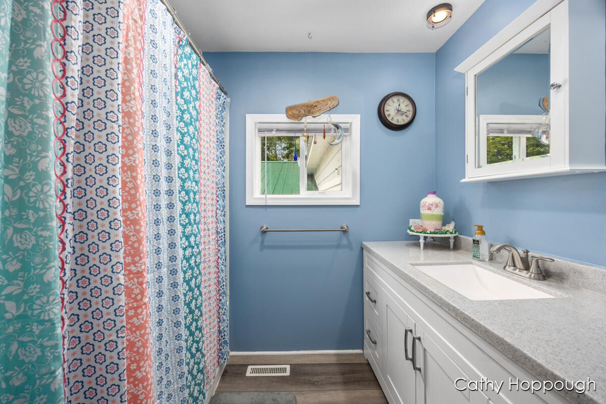 Bathroom, Interior, Wood Texture Flooring