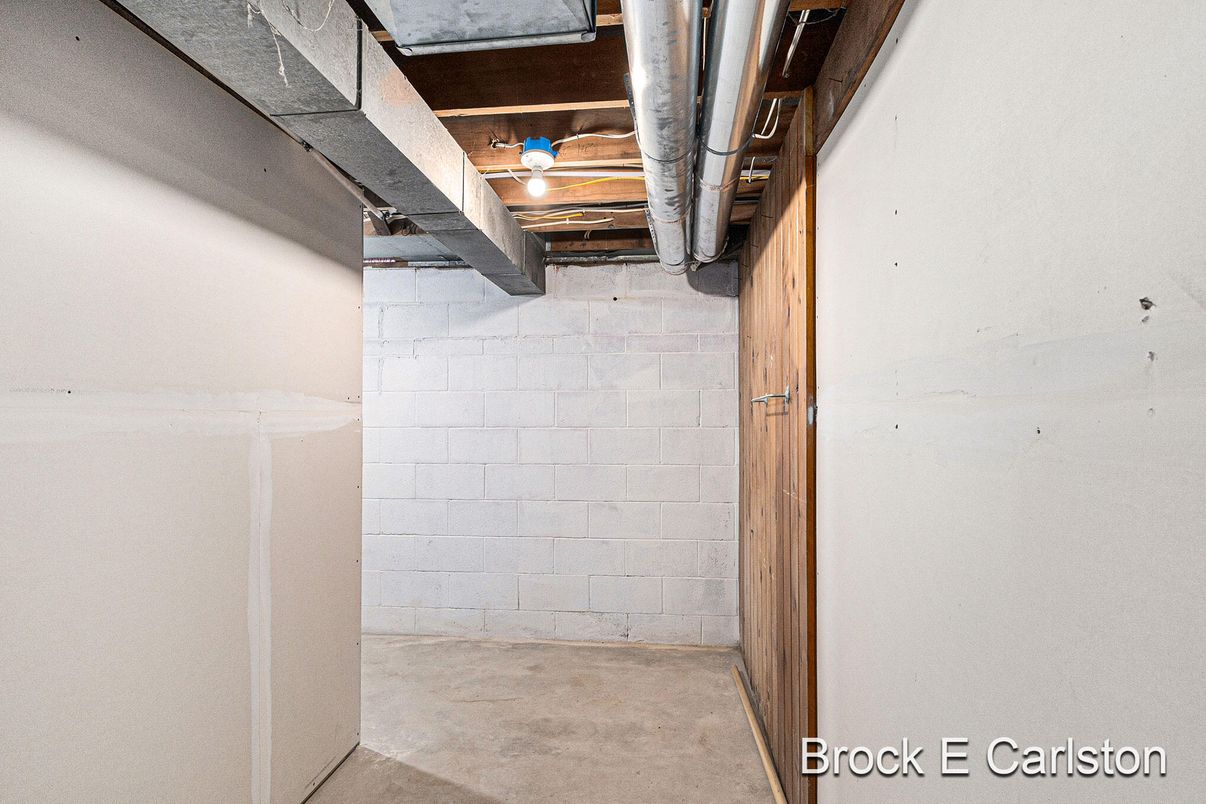 Empty room, Interior, Stone Walls
