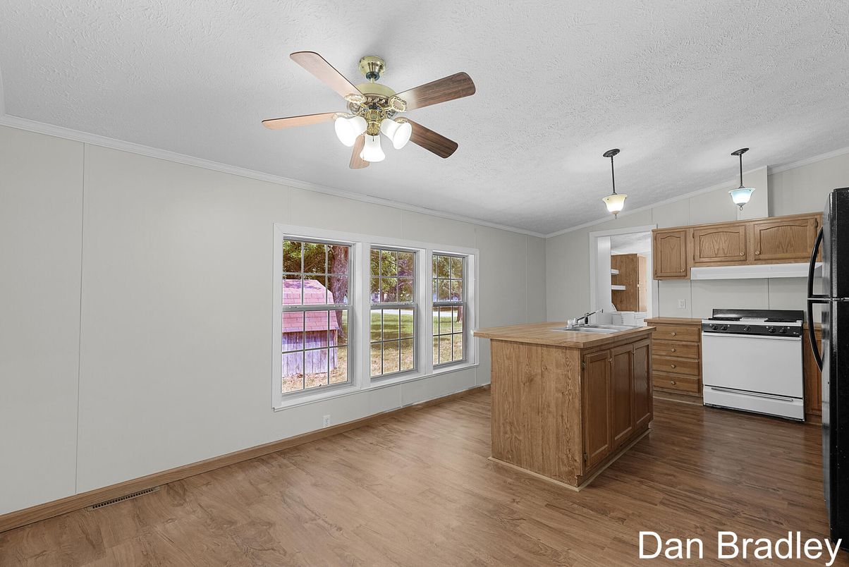 Interior, Kitchen, Pendant Lights, Wood Texture Flooring