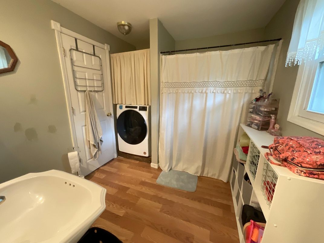 Bathroom, Interior, Washer, Wood Texture Flooring