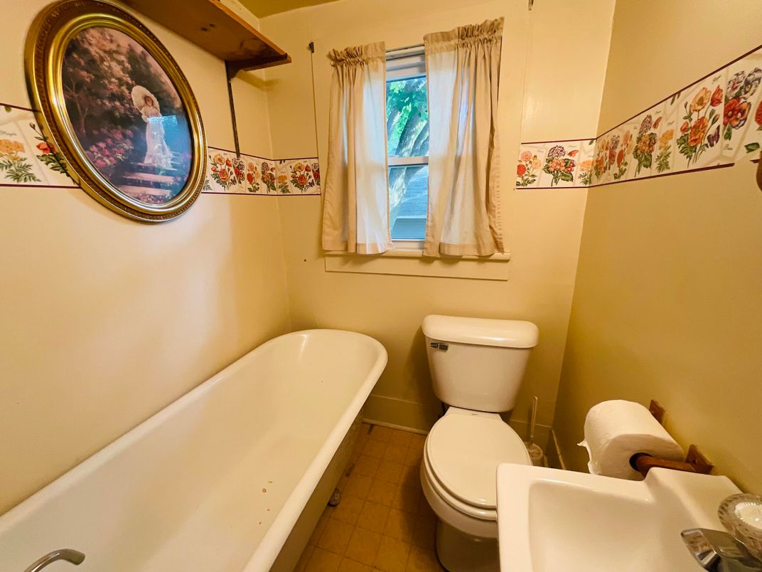 Bathroom, Free Standing Baths, Interior
