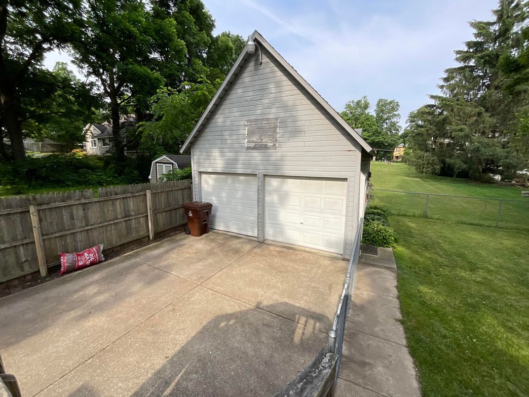 Backyard, Detached Garage, Exterior