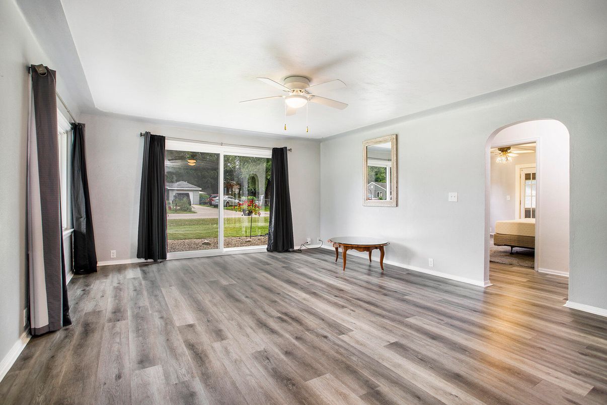 Empty room, Interior, Wood Texture Flooring