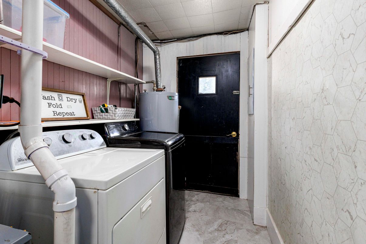 Interior, Washer