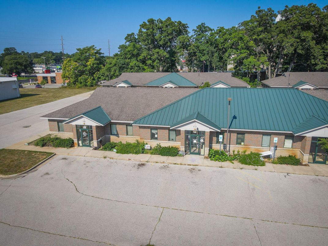 Exterior, Drone