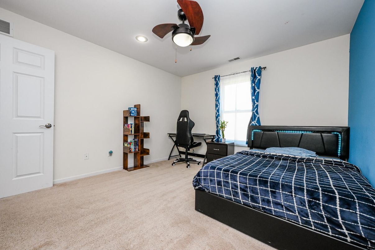 Bedroom, Home Office, Interior, Recessed Lighting