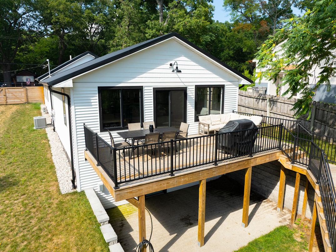 Backyard, Detached Garage, Exterior