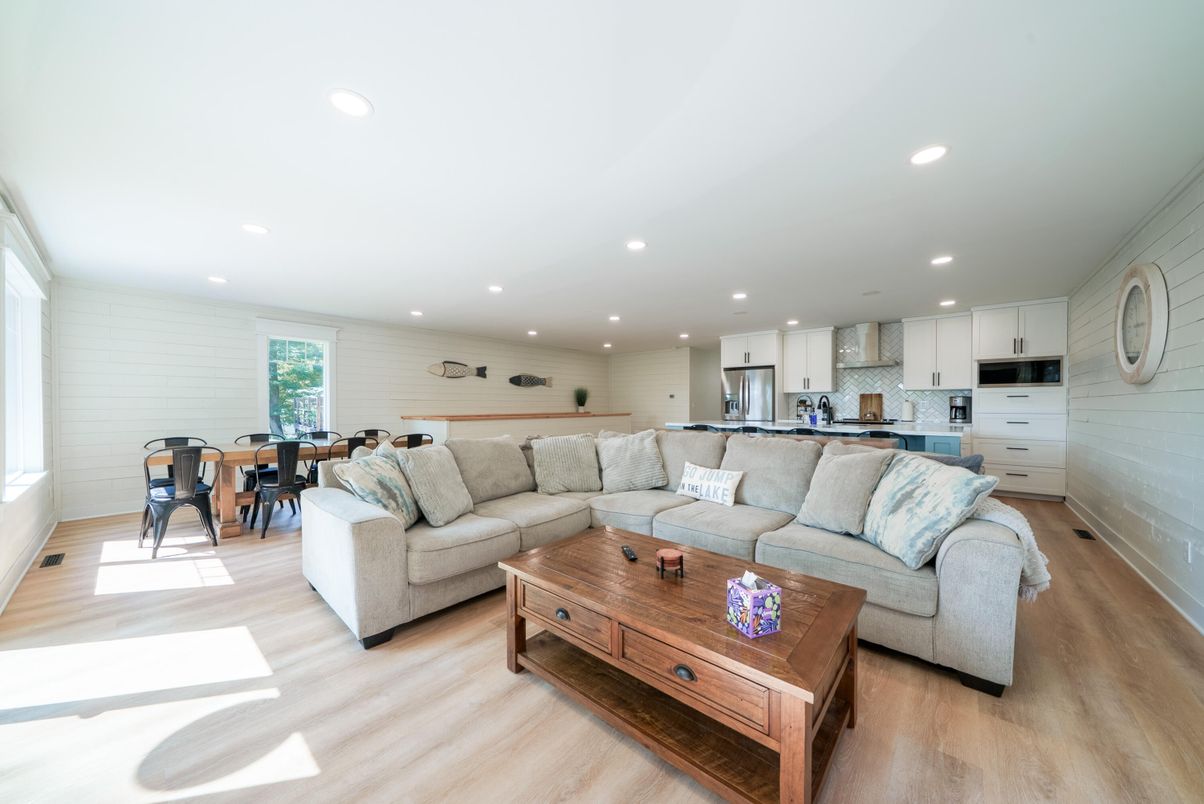 Dining room, Interior, Kitchen, Living room, Recessed Lighting, Stainless Steel Appliances, Wood Texture Flooring