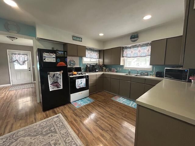 Interior, Kitchen, Recessed Lighting, Wood Texture Flooring