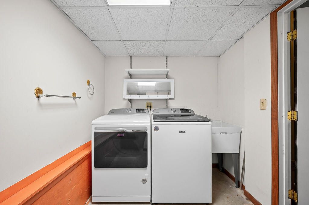 Interior, Washer