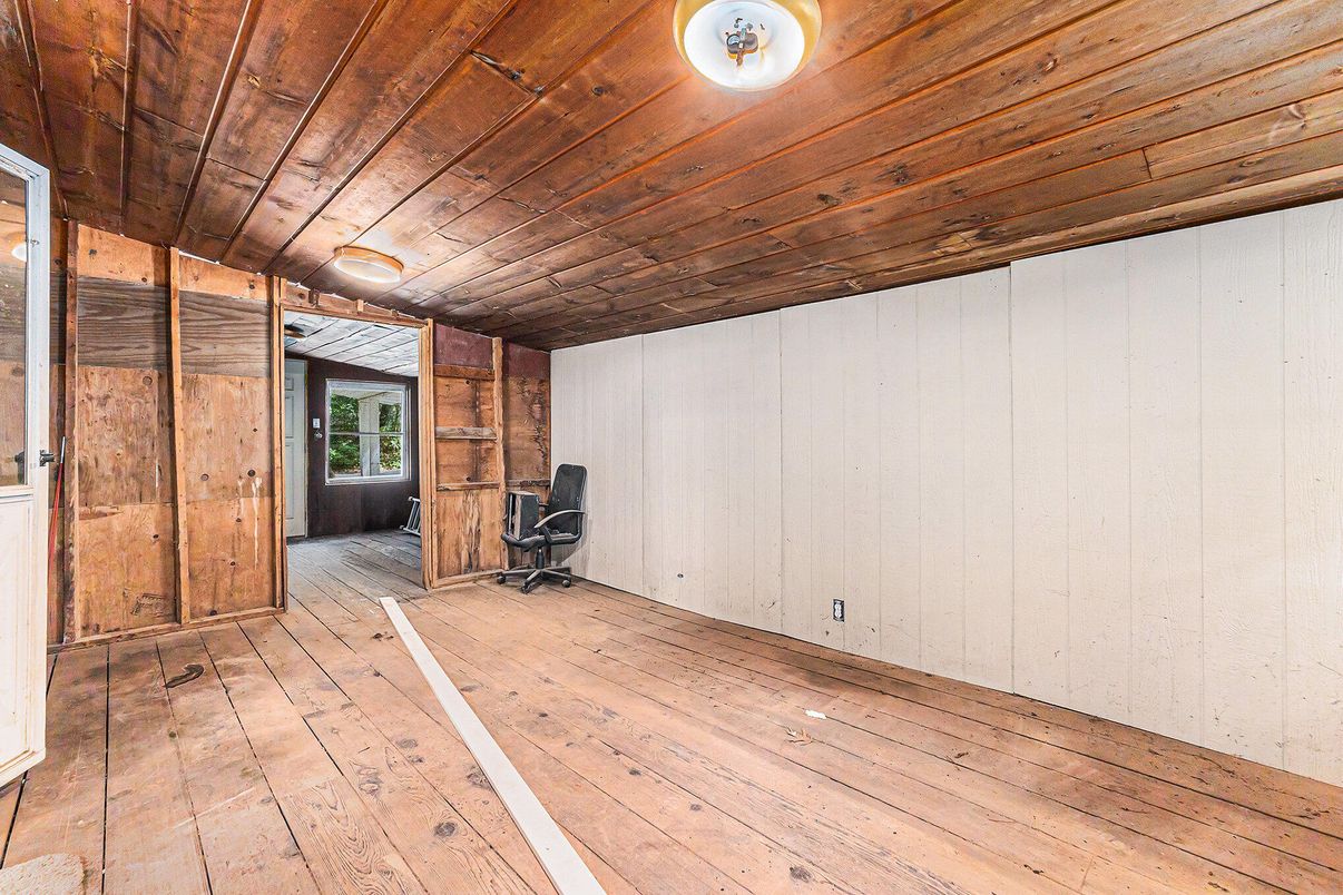 Empty room, Interior, Wooden Ceilings, Wood Texture Flooring, Wooden Walls