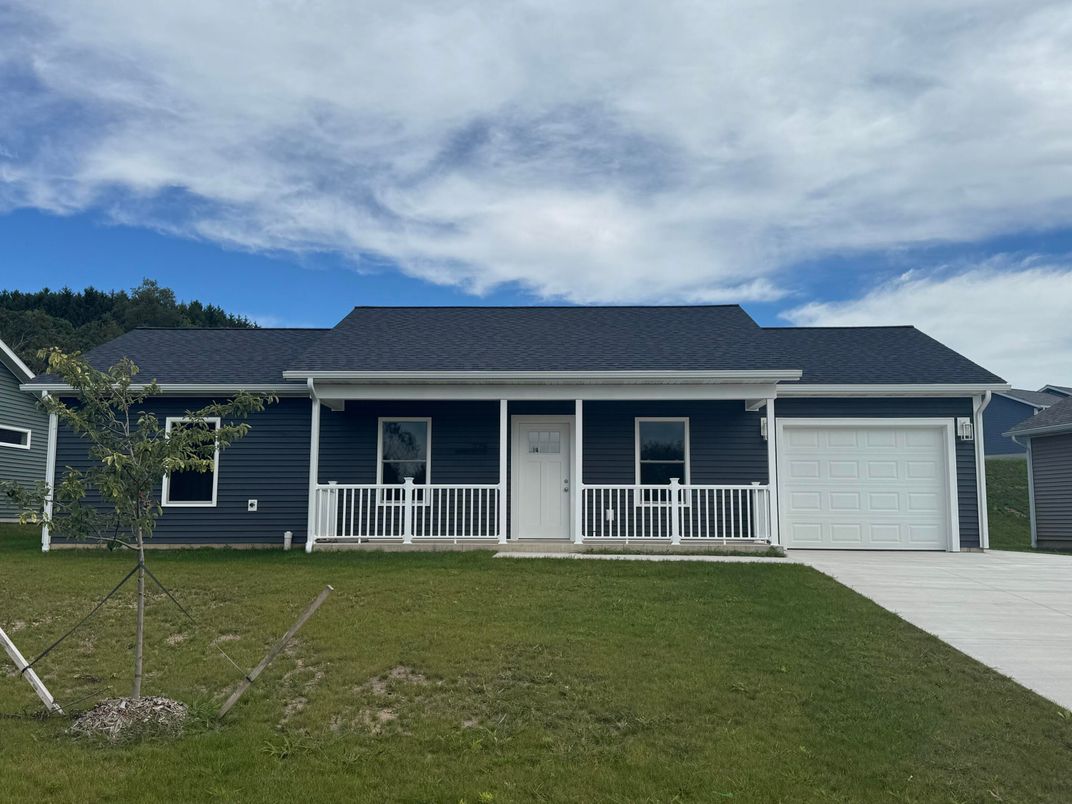 Attached, Backyard, Exterior, Facade, Ranch