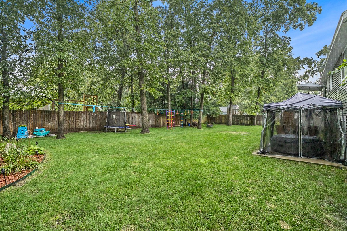 Backyard, Exterior, Playground