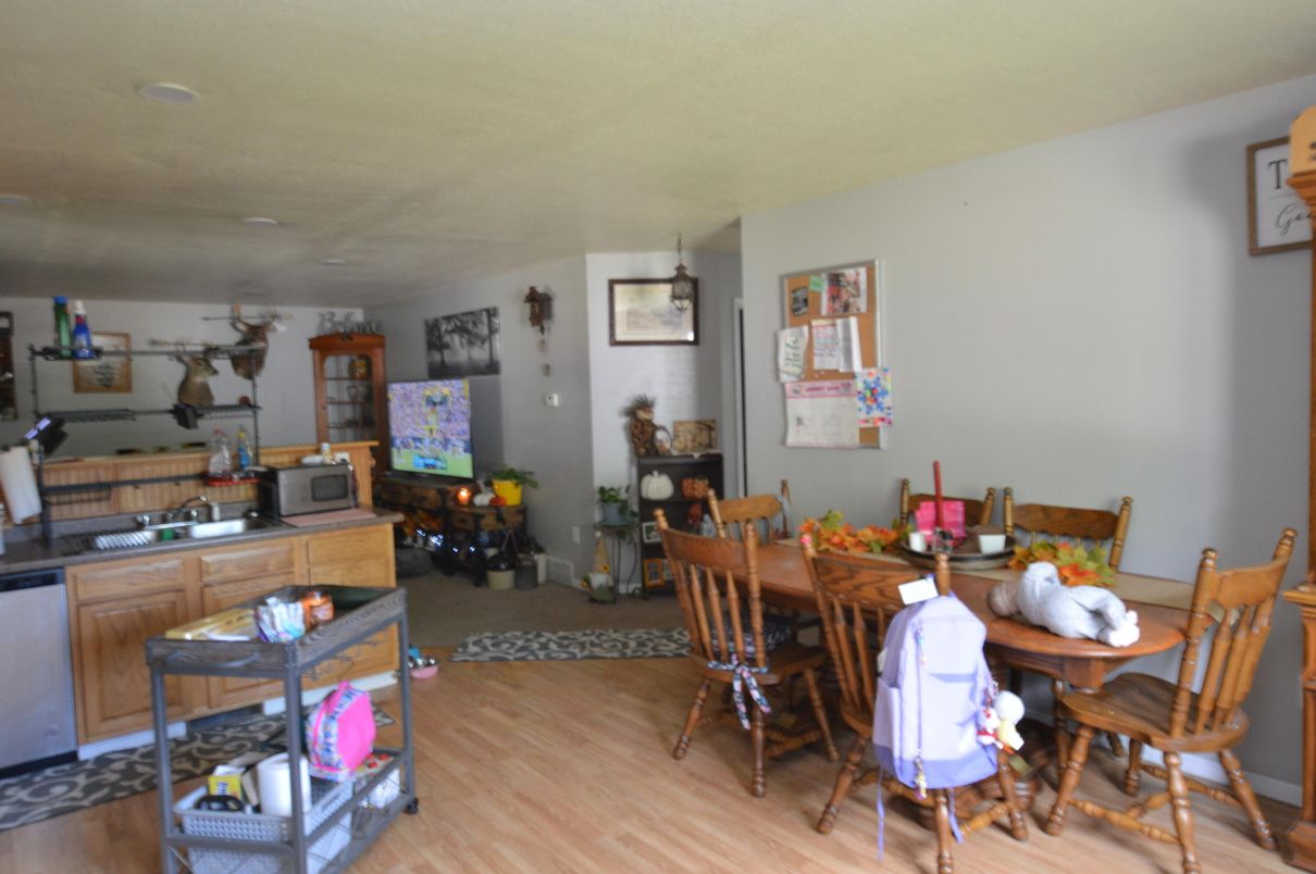 Dining room, Interior, Wood Texture Flooring