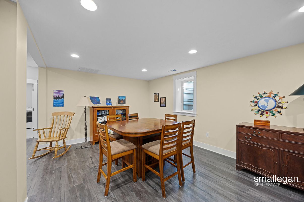 Dining room, Interior, Recessed Lighting, Wood Texture Flooring