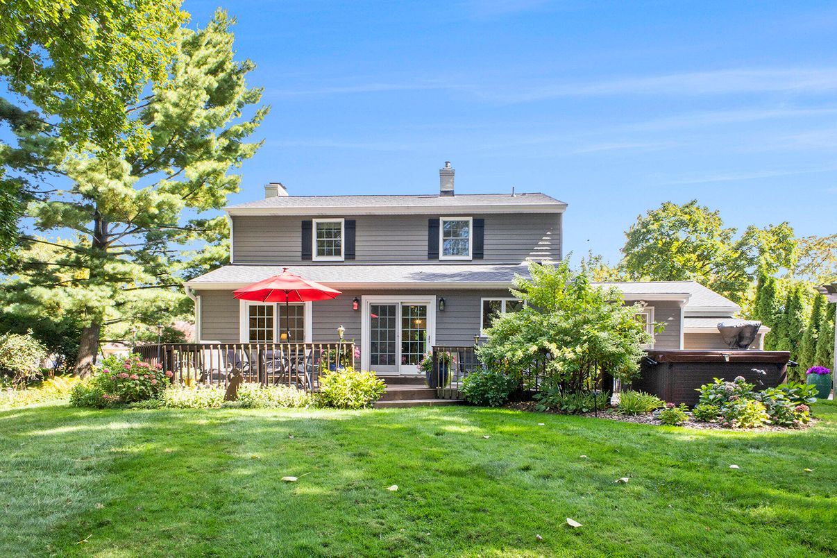Backyard, Exterior, Facade, American Foursquare