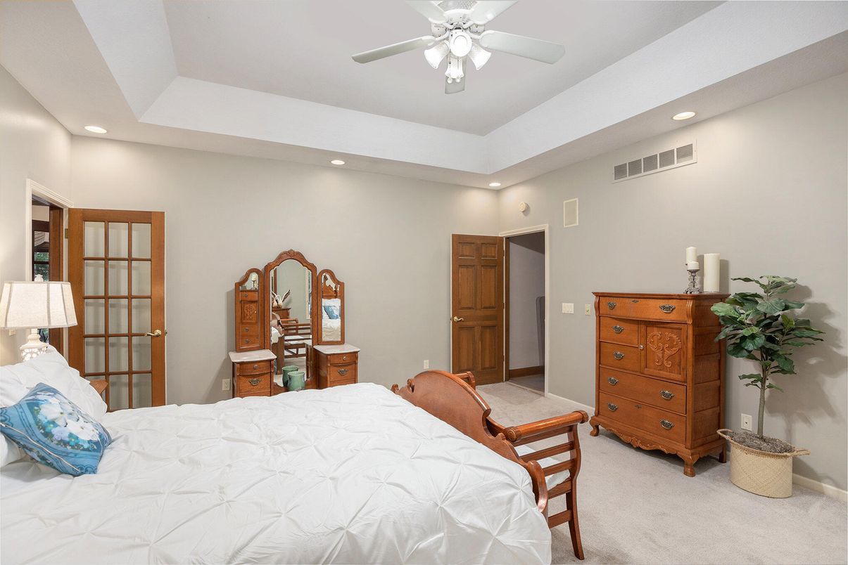 Bedroom, Interior, Recessed Lighting