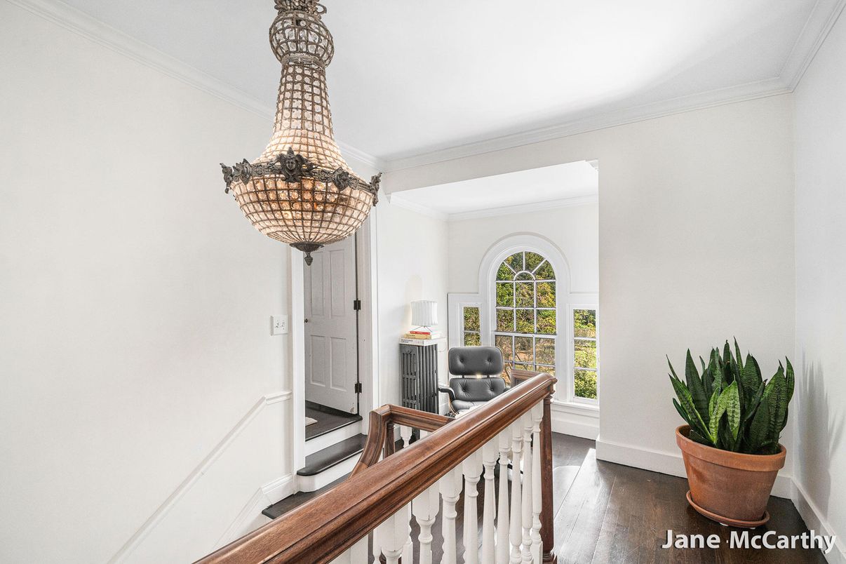 Chandelier, Interior, Wood Texture Flooring