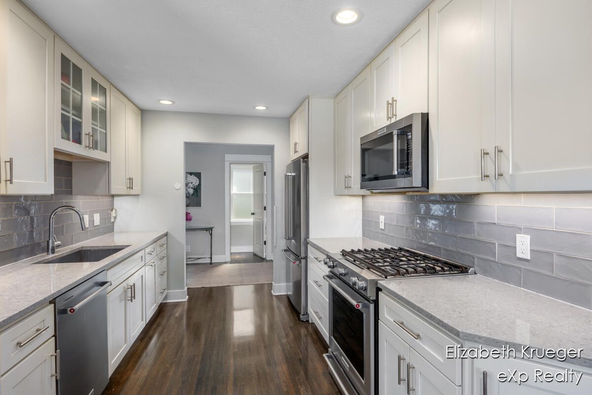 Interior, Kitchen, Recessed Lighting, Stainless Steel Appliances, Wood Texture Flooring