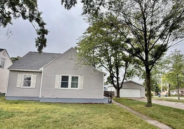 Backyard, Detached Garage, Exterior