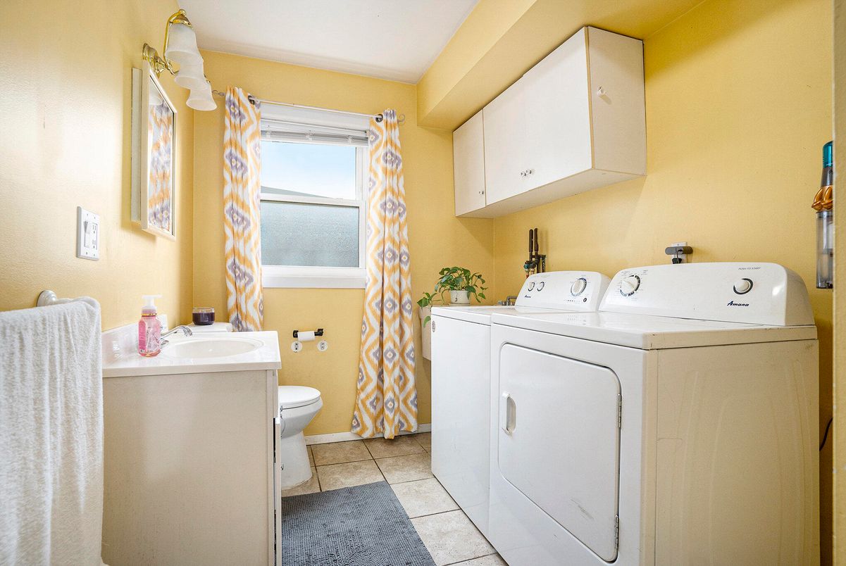 Bathroom, Interior, Washer