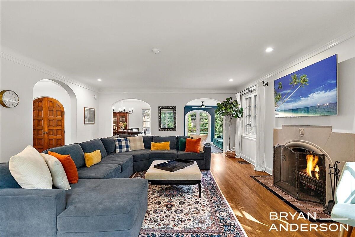 Fireplace, Interior, Living room, Recessed Lighting, Wood Texture Flooring