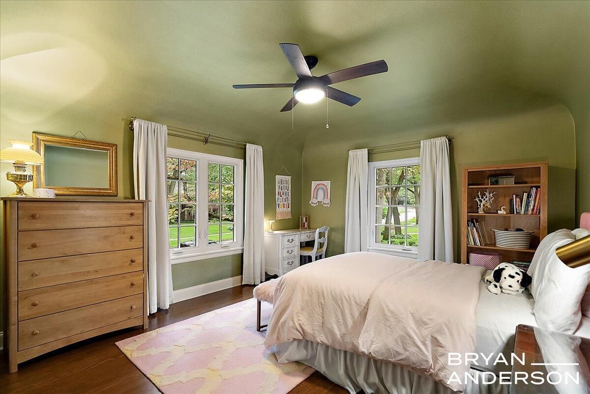 Bedroom, Home Office, Interior, Wood Texture Flooring